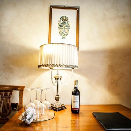 B&B Palazzo Al Torrione San Gimignano Luaran gambar