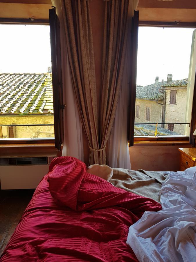 B&B Palazzo Al Torrione San Gimignano Luaran gambar